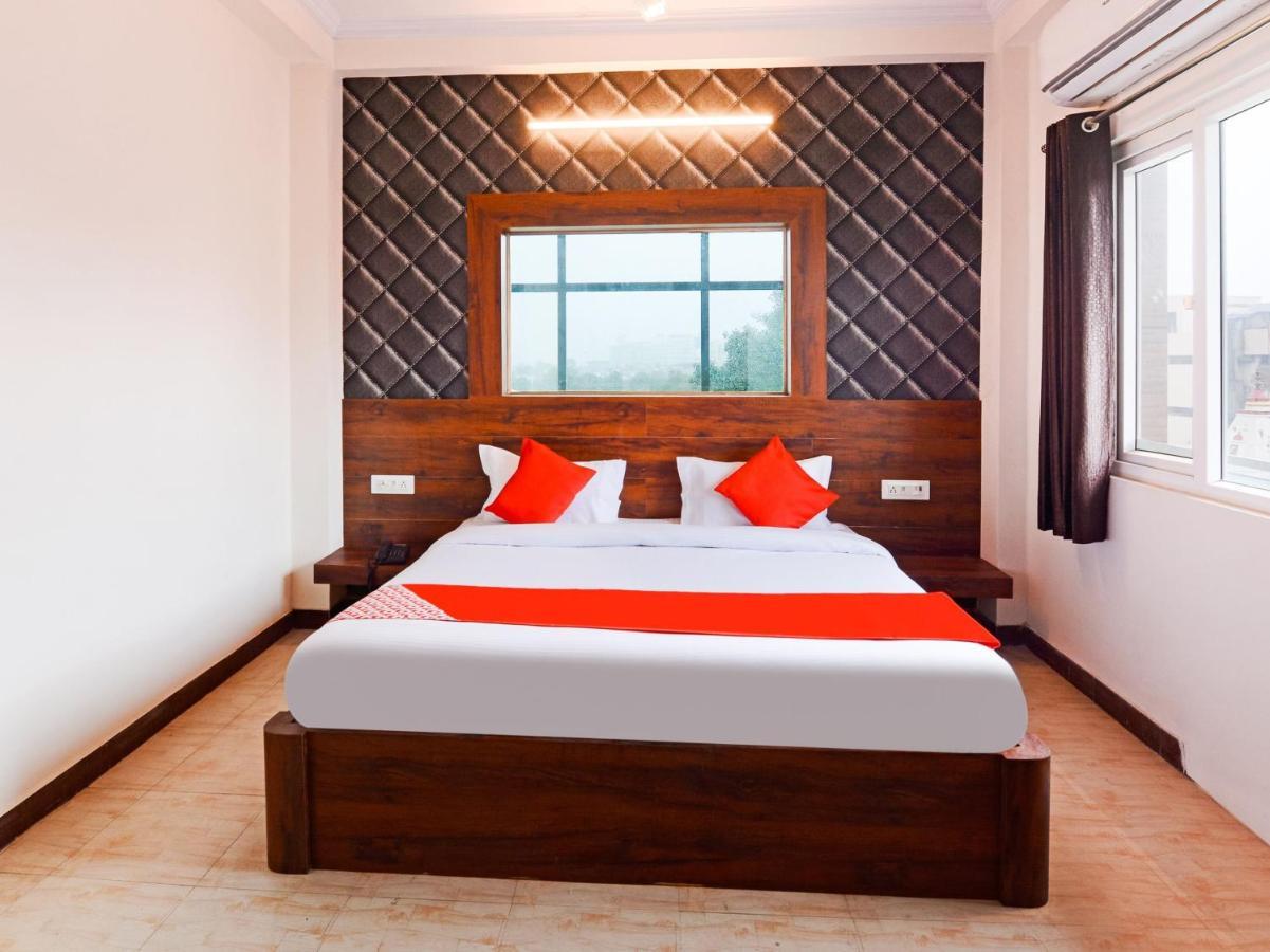 Collection O 62269 Hotel Elegant Jaipur Buitenkant foto